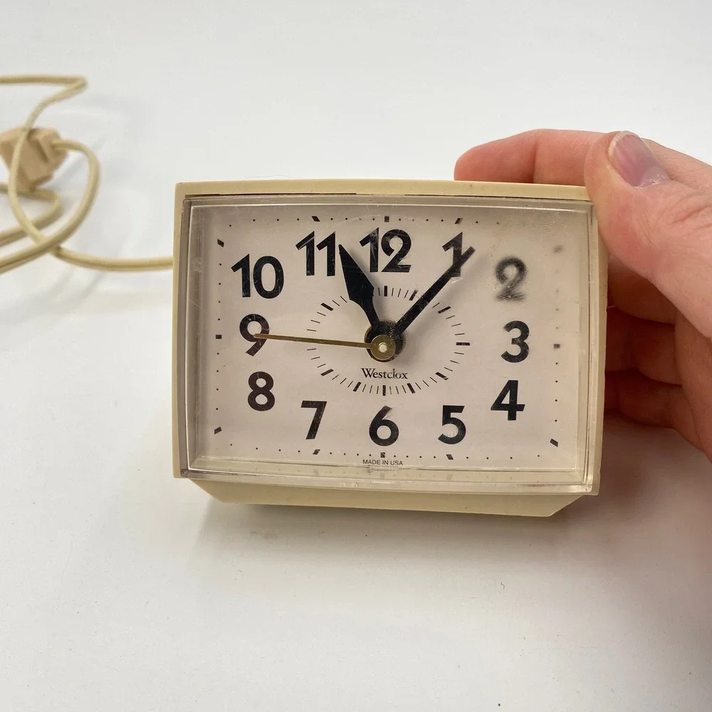 Vintage Westclox Electric Alarm‎ Clock Cream Analog Made in USA MCM Works